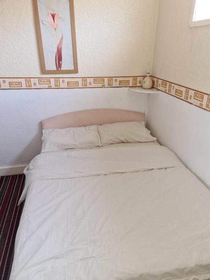 Frankies Hotel Μπλάκπουλ Εξωτερικό φωτογραφία