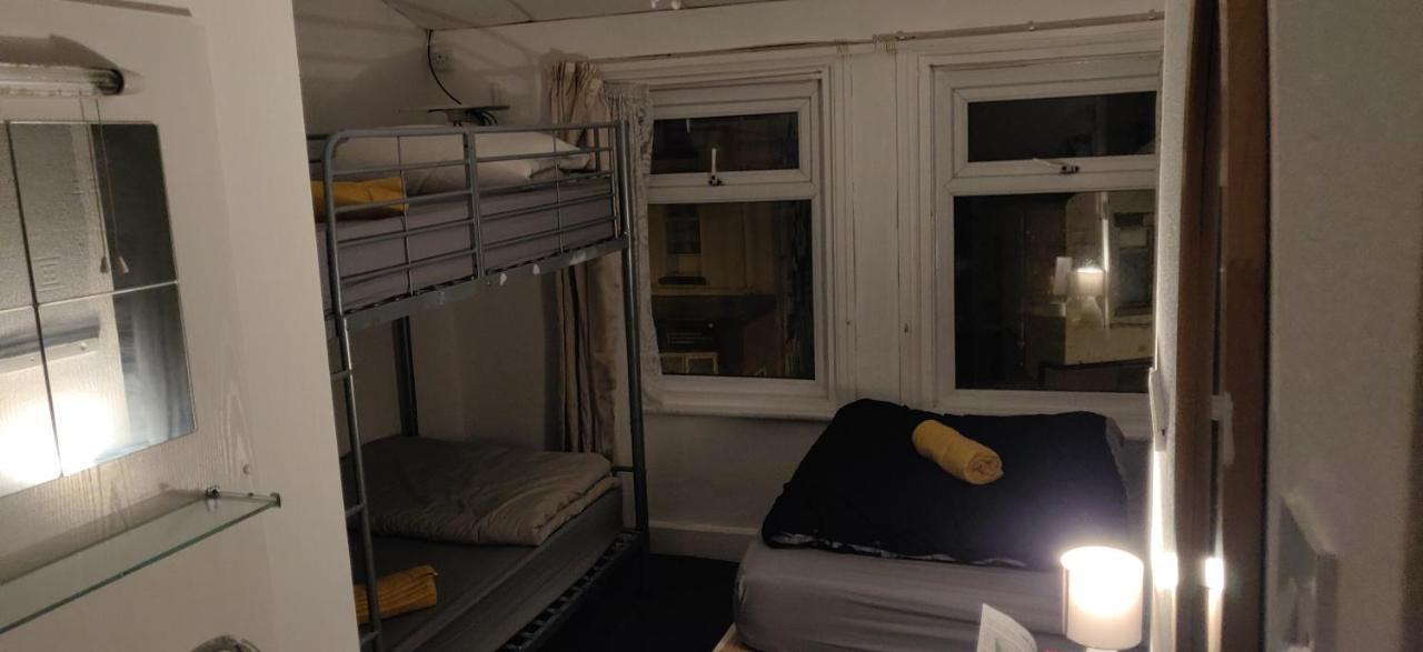 Frankies Hotel Μπλάκπουλ Εξωτερικό φωτογραφία